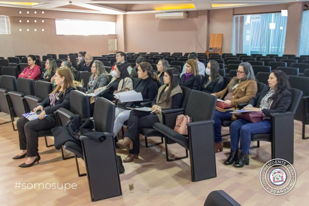 Claustro Docente de la Facultad de Odontología UPE, sede Presidente Franco